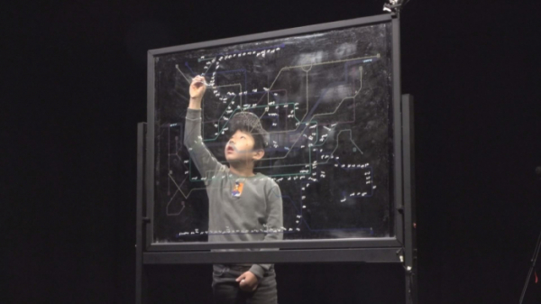 ▲9살 지하철 신동(사진제공=SBS)