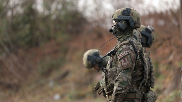 ▲'다큐멘터리 3일' 공군 제6탐색구조비행전대 항공구조사(사진제공=KBS1)