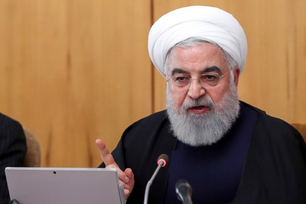 ▲하산 로하니 이란 대통령이 8일(현지시간) 각료회의를 주재하고 있다. 테헤란/AFP연합뉴스
