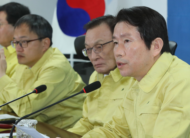 ▲더불어민주당 이인영 원내대표가 7일 국회 의원회관에서 열린 확대간부회의에서 발언하고 있다.  (연합뉴스)