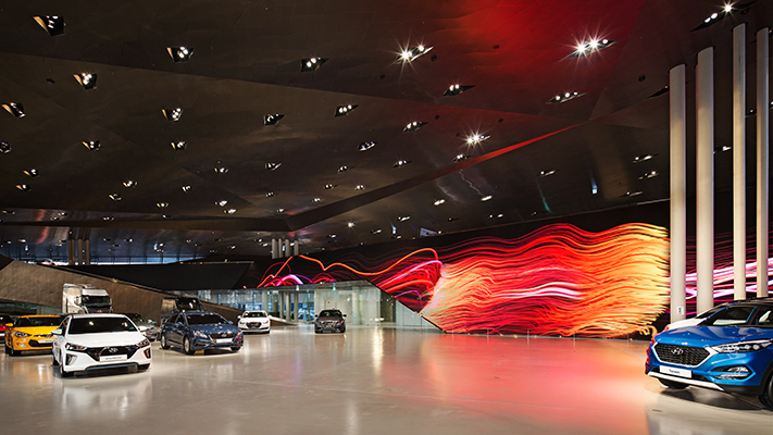 ▲차의 탄생 과정과 기능을 체험하고, 식사와 휴식까지 취할 수 있는 종합 자동차 테마파크 현대모터스튜디오 고양. (사진제공=현대차)