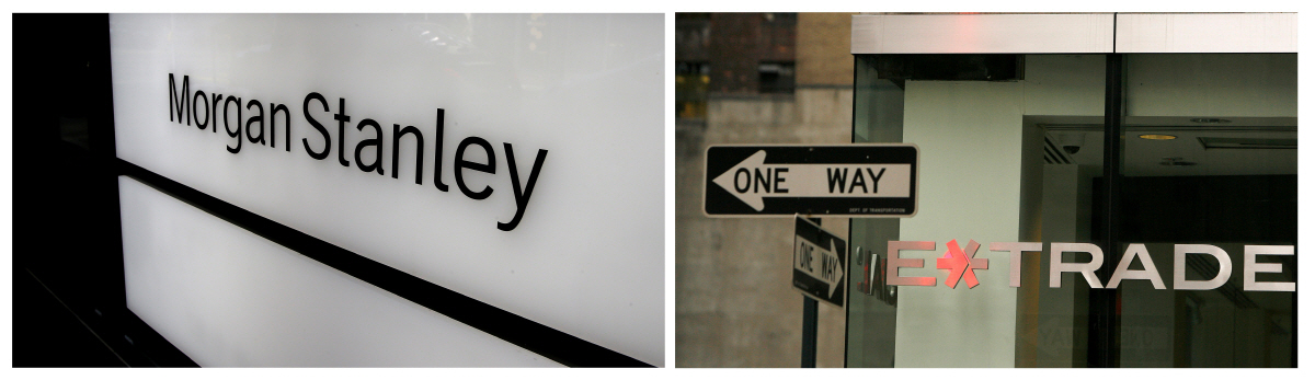 ▲스위스 취리히에 있는 모건스탠리 사무실과 미국 뉴욕의 E트레이드 사무실에 각각 회사 로고가 표시돼 있다. 모건스탠리는 20일(현지시간) E트레이드를 130억 달러에 인수하기로 합의했다고 발표했다. 취리히·뉴욕/로이터연합뉴스