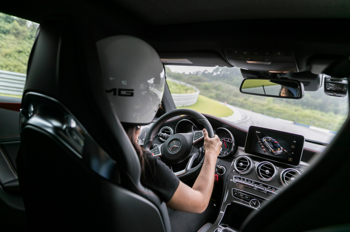 ▲메르세데스-벤츠 코리아가 프로그램을 강화한 드라이빙 교육 프로그램 ‘AMG 드라이빙 아카데미’의 2020년 상반기 참가자를 모집한다. (사진제공=메르세데스-벤츠 코리아)