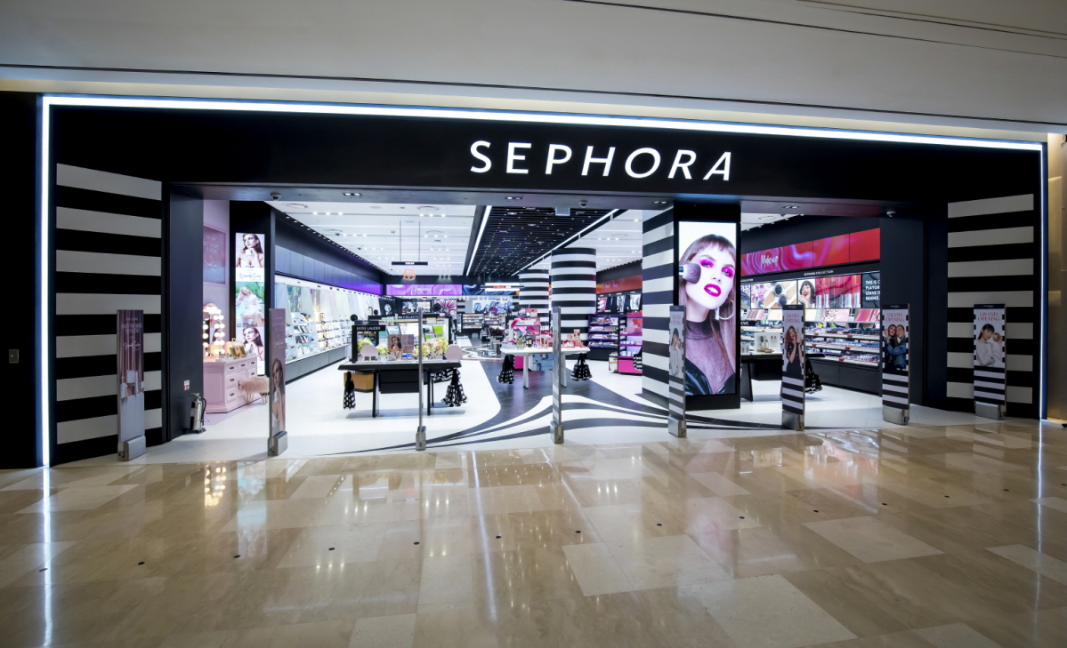 ▲세포라 잠실 롯데월드몰 4호점 매장 전경 (사진제공=세포라)