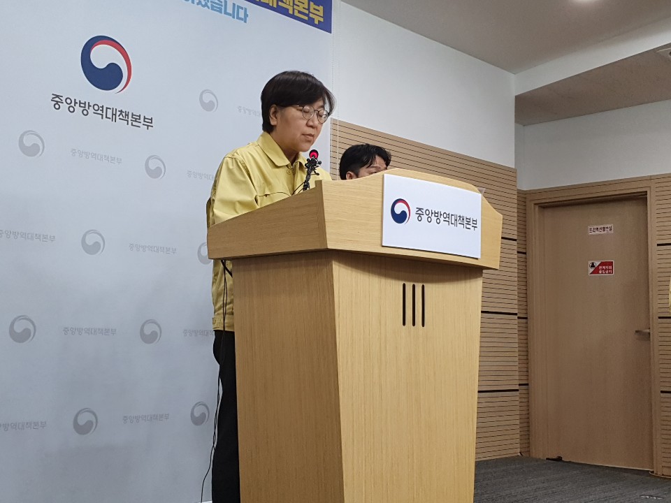 ▲정은경 중앙방역대책본부장(질병관리본부장)이 24일 충북 청주시 오송읍 질병관리본부에서 코로나바이러스 감염증-19(코로나) 발생 현황을 브리핑하고 있다. (세종=김지영 기자)