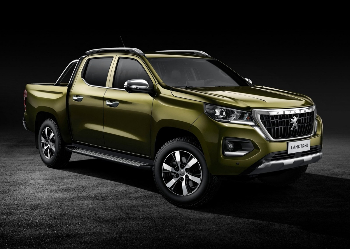 ▲‘랜드트렉’은 푸조가 선보이는 두 번째 픽업트럭 모델로, 픽업트럭 특유의 실용성을 바탕으로 브랜드 고유의 감각적인 디자인, 편의 장비를 갖췄다.  (사진제공=푸조)