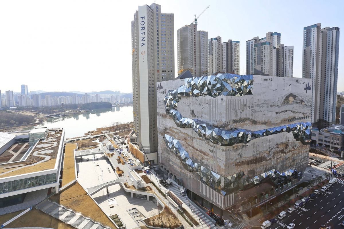 ▲갤러리아백화점 광교점 전경 (사진제공=갤러리아)