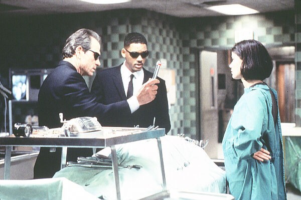 ▲맨인 블랙(사진제공=콜럼비아트라이스타)