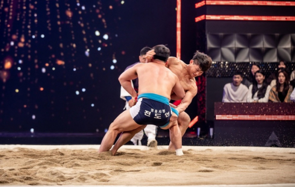 ▲‘씨름의 희열’ 전도언 VS 노범수(사진제공=KBS 2TV)
