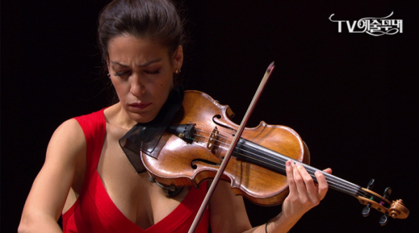 ▲'TV예술무대' 레티시아 모레노(사진제공=MBC)