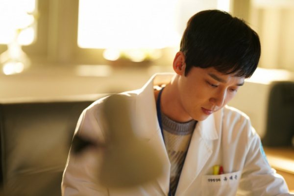 ▲윤종훈(사진제공=초록뱀 미디어)