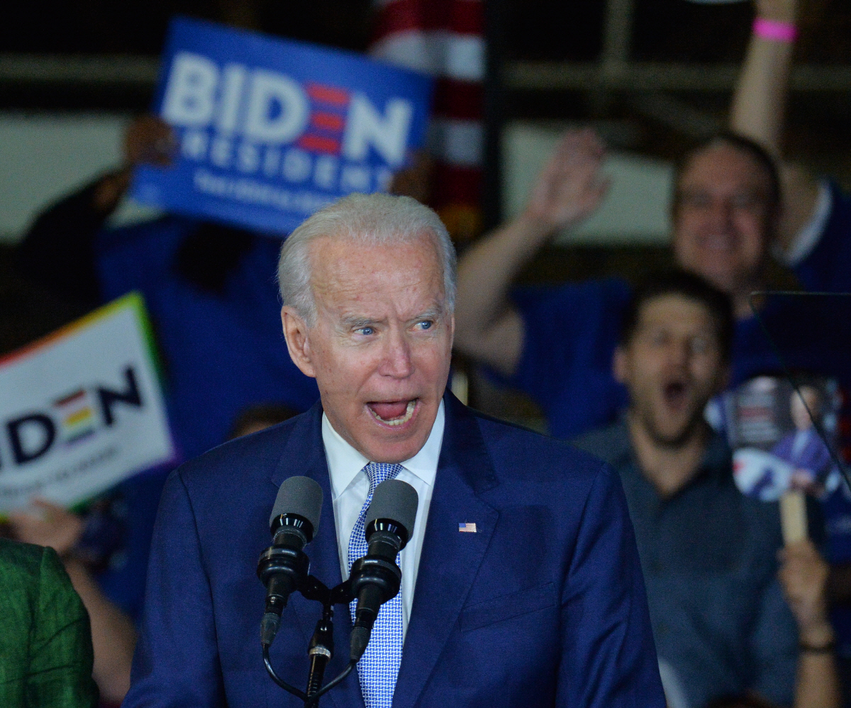 ▲미국 민주당 대선주자인 조 바이든 전 부통령이 슈퍼화요일인 3일(현지시간) 로스앤젤레스(LA)에서 선거유세를 하고 있다. LA/UPI연합뉴스 
