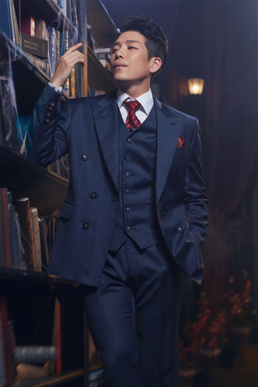 ▲뮤지컬 '레베카'에서 잭 파벨 역을 맡은 이창민. (사진제공=EMK뮤지컬컴퍼니)