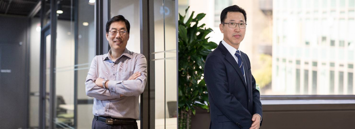 ▲대웅바이오는 4일 이사회를 통해 각자대표이사 체제를 확정하고 신임대표에 윤재춘 사장(왼쪽)과 진성곤 부사장을 선임했다 (사진제공=대웅바이오)