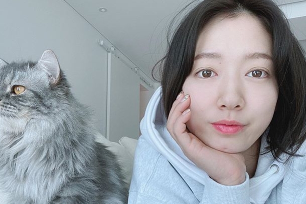 (출처=박신혜 SNS)