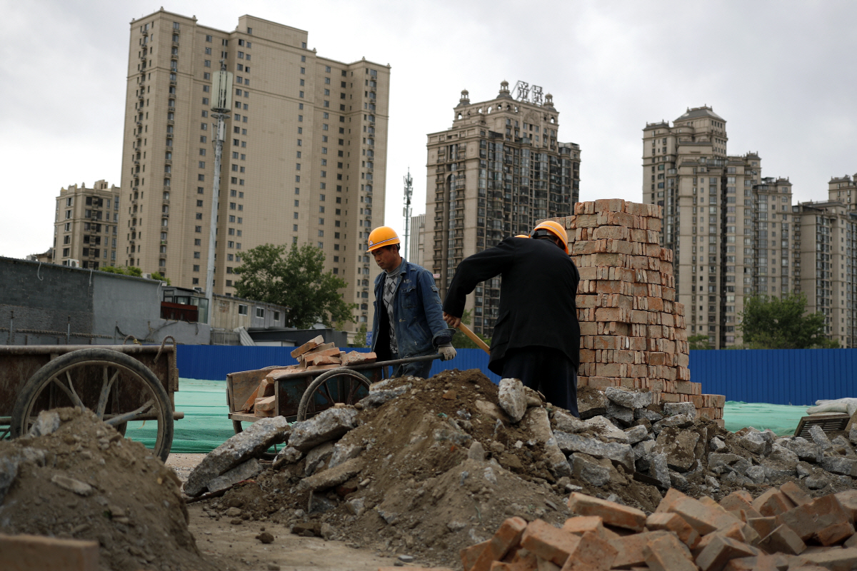 ▲중국 베이징의 한 아파트 공사 현장. 베이징/AP뉴시스
