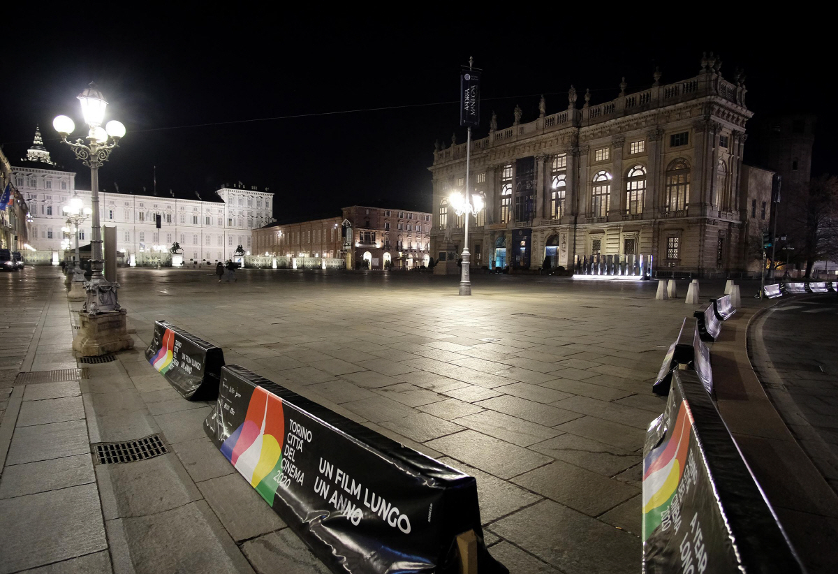 ▲이탈리아 투린 시내 거리가 11일(현지시간) 코로나19로 텅 빈 채로 있다. 투린/EPA연합뉴스