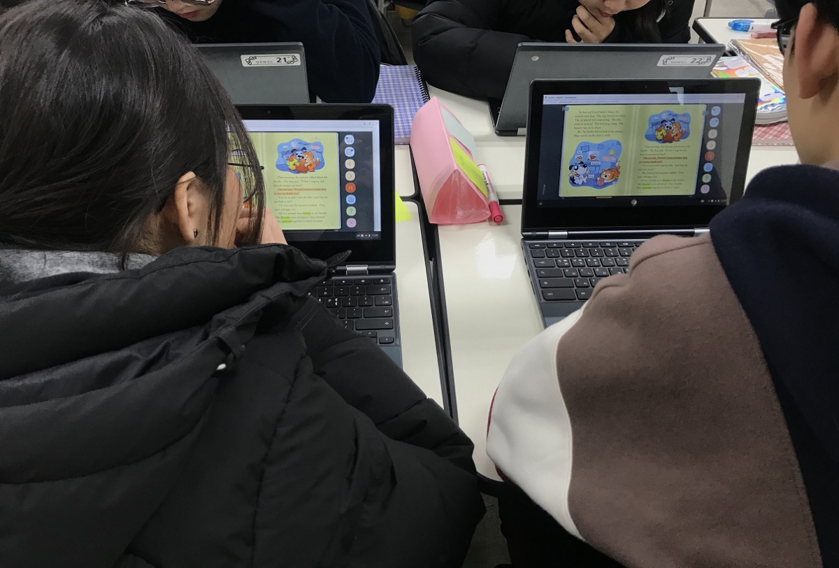 ▲YBM넷이 신청하는 모든 학교에 미국 교과서 온라인 도서관 ‘YBM리딩팜’을 올해 1학기 동안 무상 지원한다고 12일 밝혔다.
(YBM 제공)