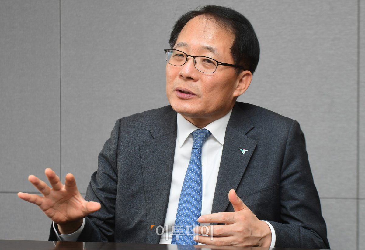 ▲김희석 하나대체투자자산운용 대표는 "국내 대체투자 운용업계의 선진화를 위해서는 블라인드펀드 활성화가 필요하다"고 강조했다. 고이란 기자 photoeran@