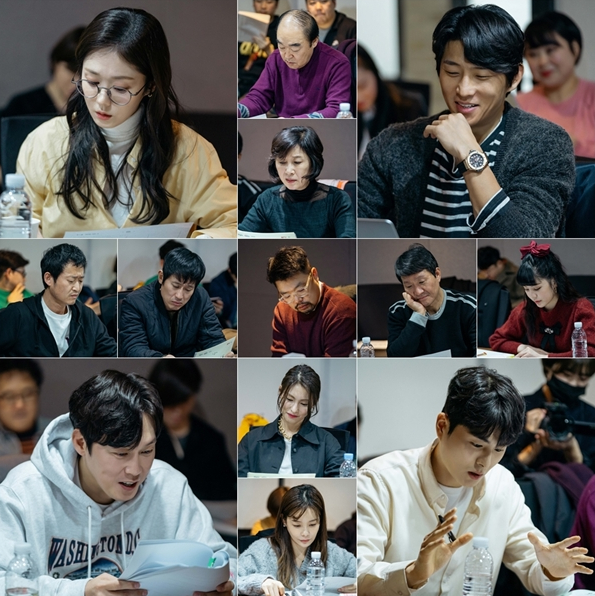 ▲‘오 마이 베이비’ 대본리딩 현장(사진제공=tvN)