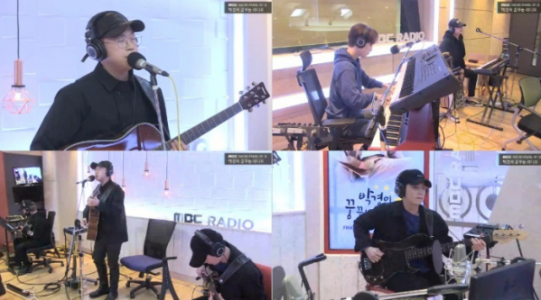 ▲'박경의 꿈꾸는 라디오' 퍼플레인(사진제공=MBC FM4U)