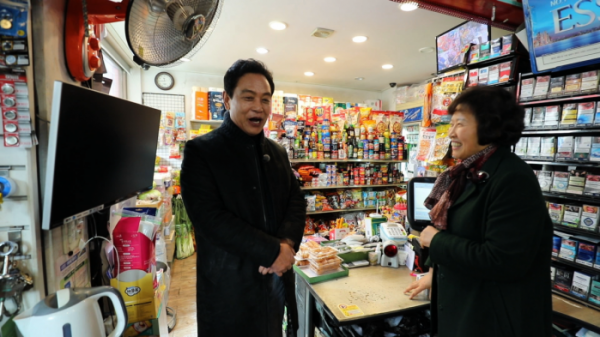 ▲'김영철의 동네 한 바퀴' 부암동(사진제공=KBS1)