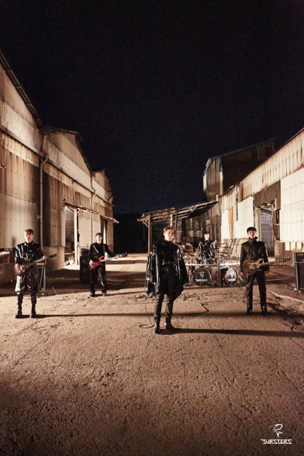 ▲버스터즈(사진제공=에버모어뮤직)