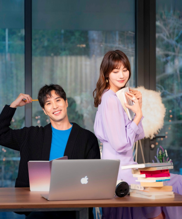 ▲'더 로맨스' (사진제공=NAK엔터테인먼트)