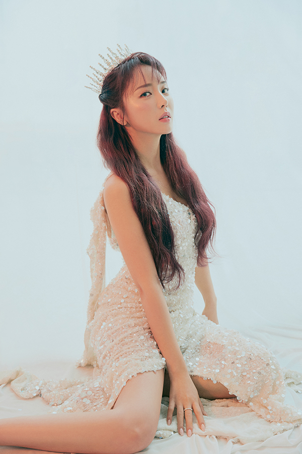 ▲홍진영( 사진제공=IMH엔터테인먼트)