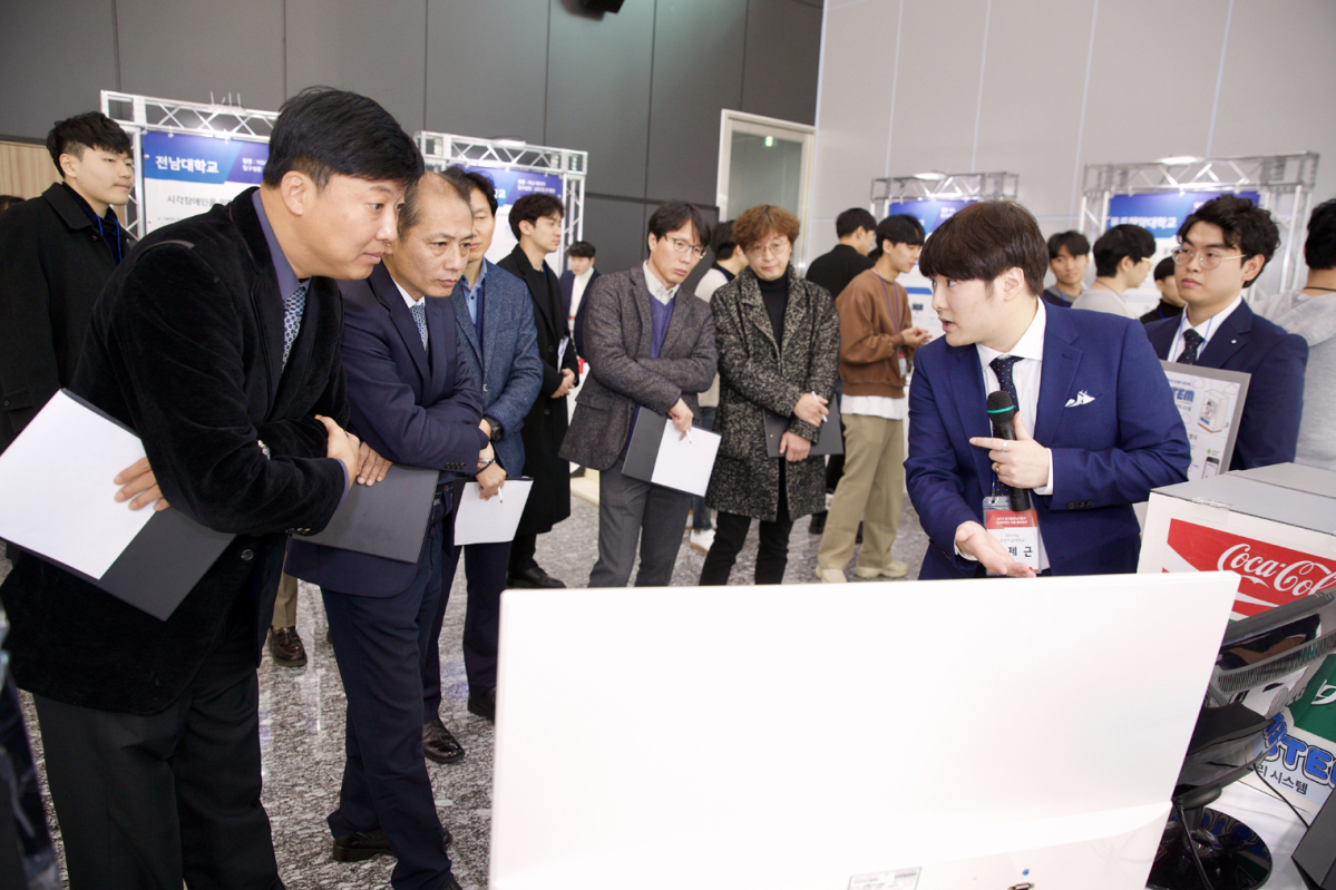 ▲사진은 2019년 소프트웨어 작품 경진대회 모습. (사진제공=한전KDN)