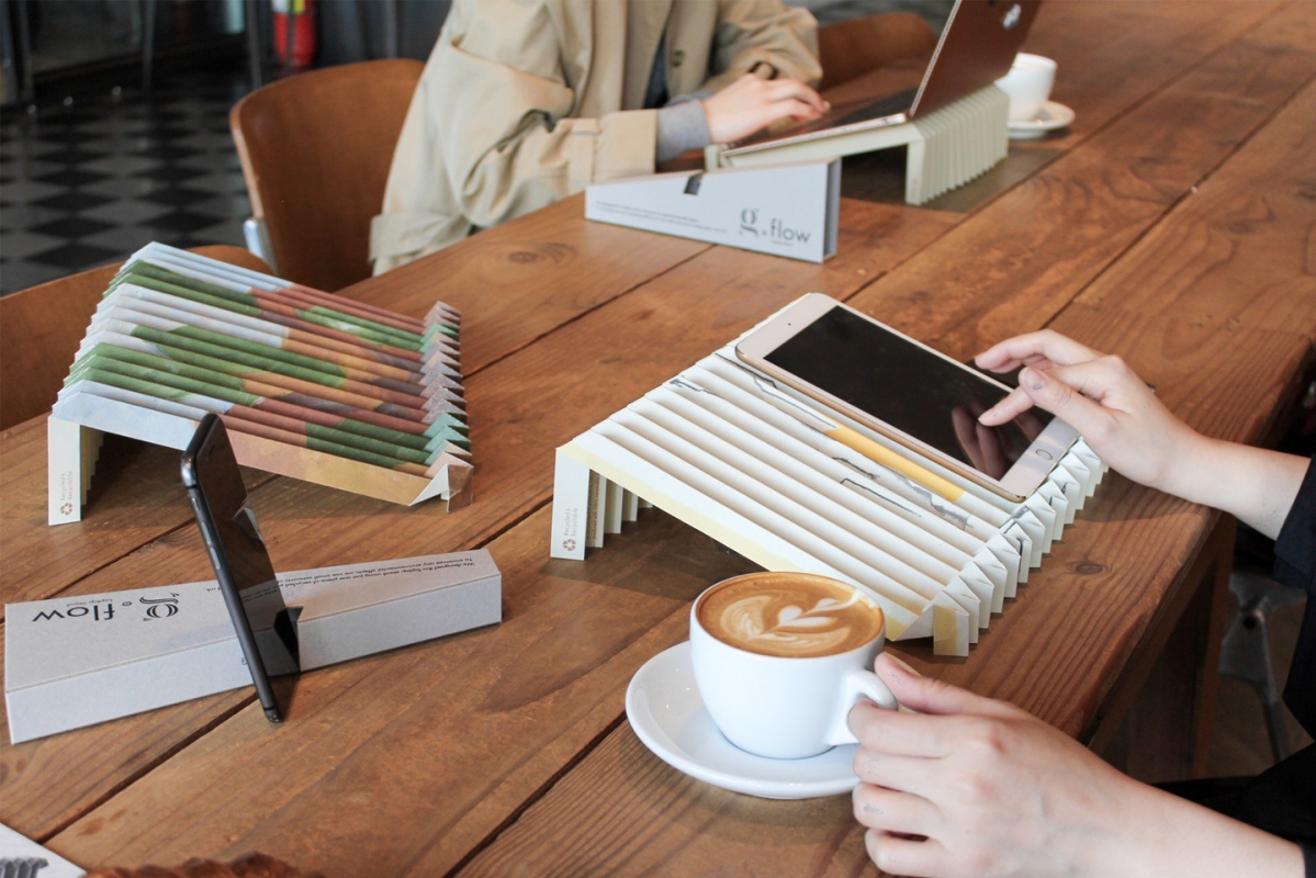 ▲친환경 사회적기업 ‘그레이프랩’이 식목일을 맞아 친환경 노트북 스탠드 ‘스페셜 에디션’을 출시했다. (사진제공=SK이노베이션)