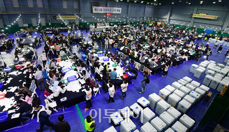 (고이란 기자 photoeran@)