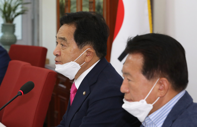 ▲미래통합당 심재철 원내대표가 26일 오후 서울 여의도 국회에서 기자간담회를 하고 있다. (연합뉴스)