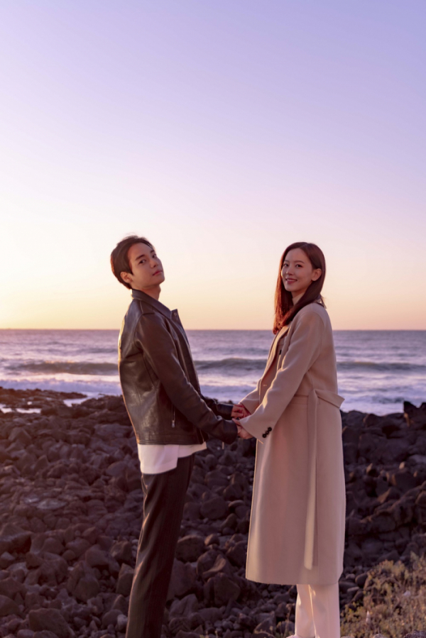 ▲‘더 로맨스’(사진제공=NAK엔터테인먼트)