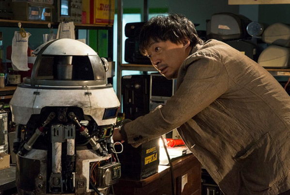 ▲'로봇소리'(사진제공=롯데엔터테인먼트)