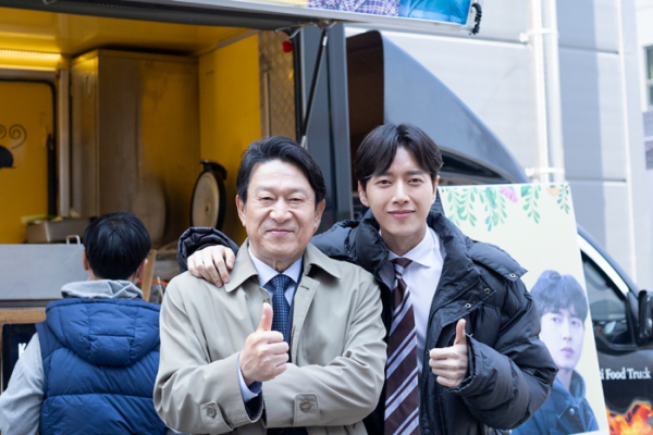 ▲'꼰대인턴' 박해진X김응수(사진제공=마운틴무브먼트)