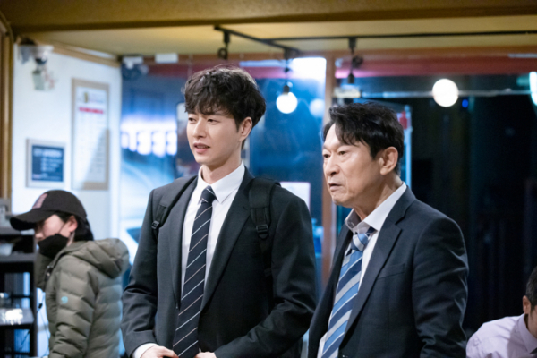 ▲'꼰대인턴' 박해진X김응수(사진제공=마운틴무브먼트)