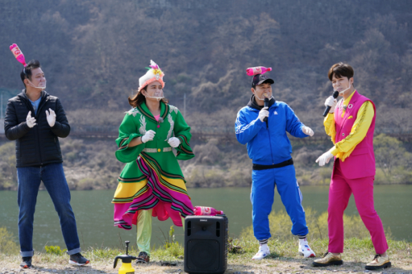 ▲'자연스럽게' (사진제공=MBN)