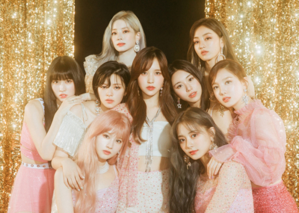 ▲트와이스(사진제공=JYP엔터테인먼트)