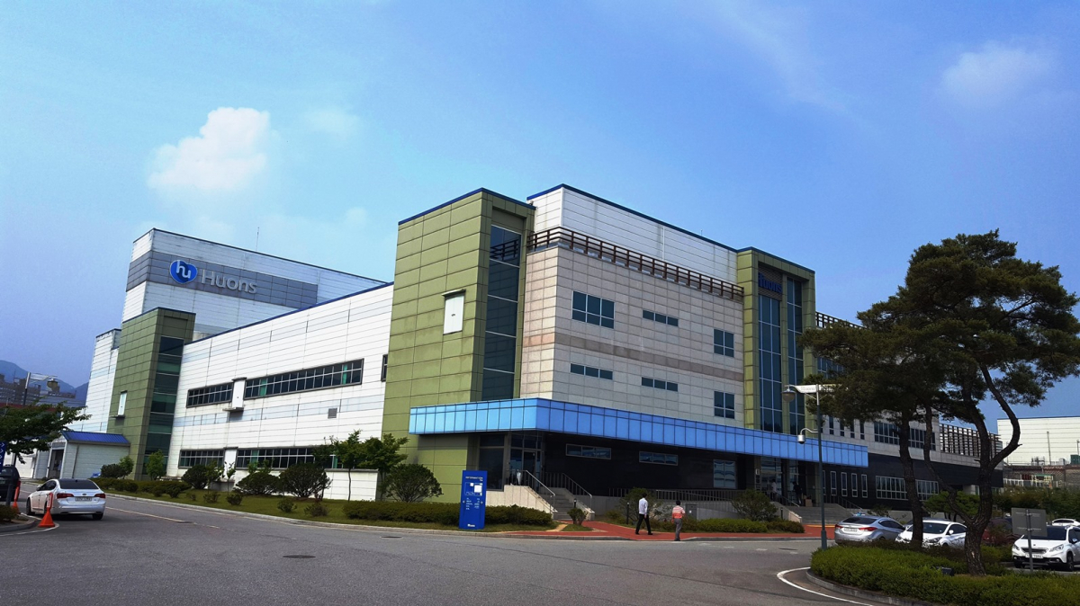 ▲미국 FDA에서 ANDA 승인을 받은 주사제 4종을 생산하는 휴온스 제천공장 (휴온스)