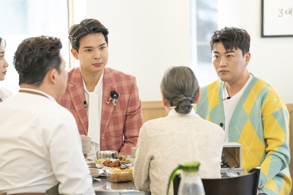 ▲‘김수미의 밥은 먹고 다니냐?’ 김호중-류지광(사진제공=SBS Plus)