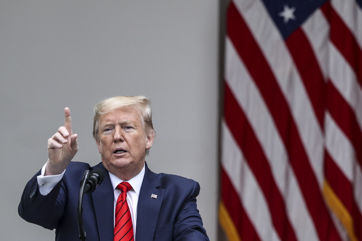 ▲도널드 트럼프 미국 대통령이 11일(현지시간) 백악관 로즈가든에서 코로나19 기자회견을 하고 있다. 워싱턴DC/UPI연합뉴스