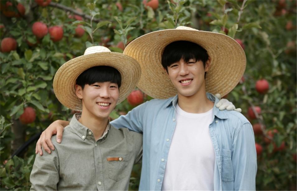▲농업회사법인 청년연구소 이석모·이경은 대표. (사진제공=농림축산식품부)