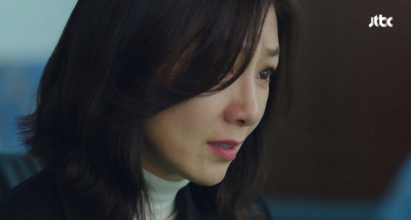 ▲'부부의 세계' 13회 예고 김희애(사진제공=JTBC)