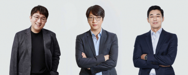 ▲방시혁 의장(왼쪽부터), 윤석준 Global CEO, 박지원 HQ CEO.  (사진제공=빅히트 엔터에인먼트)