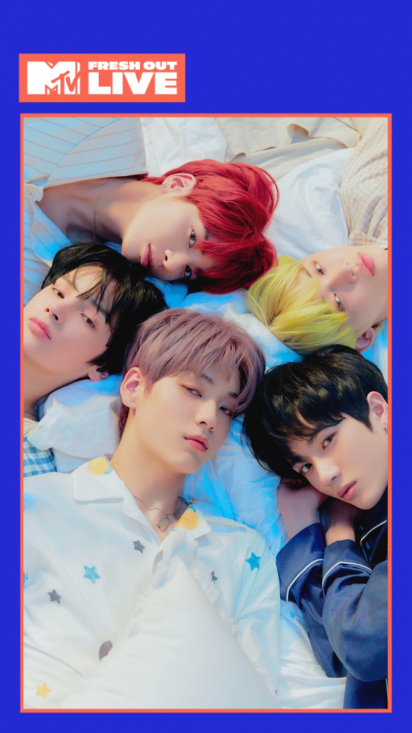 ▲투모로우바이투게더(사진제공=MTV Fresh Out Live)
