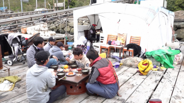 ▲'다큐3일' 멍게 통영 영운항(사진제공=KBS1)