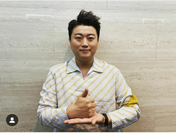 ▲김호중 '덕분에 챌린지' 동참(사진=김호중 인스타그램)