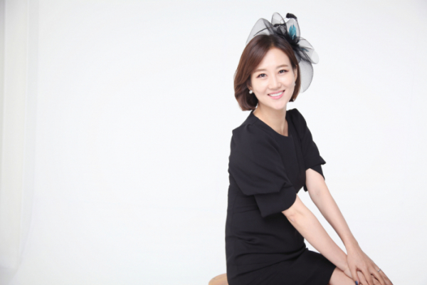 ▲장윤정(사진제공=아이오케이컴퍼니)