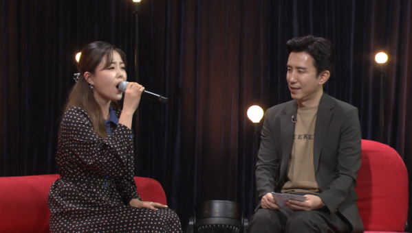 ▲'유희열의 스케치북' 흰(박혜원)(사진제공=KBS 2TV)